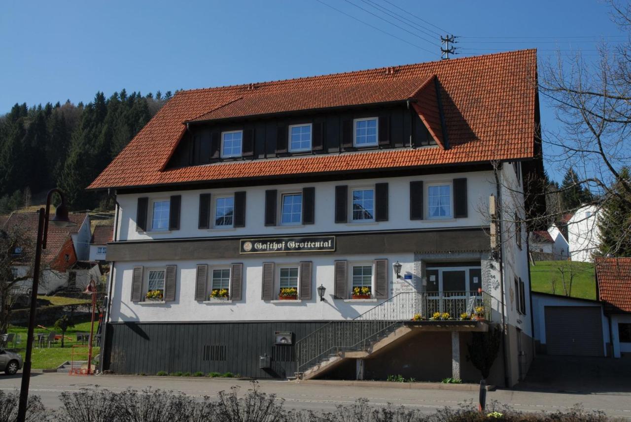 Hotel Garni Grottental Messstetten Exterior foto