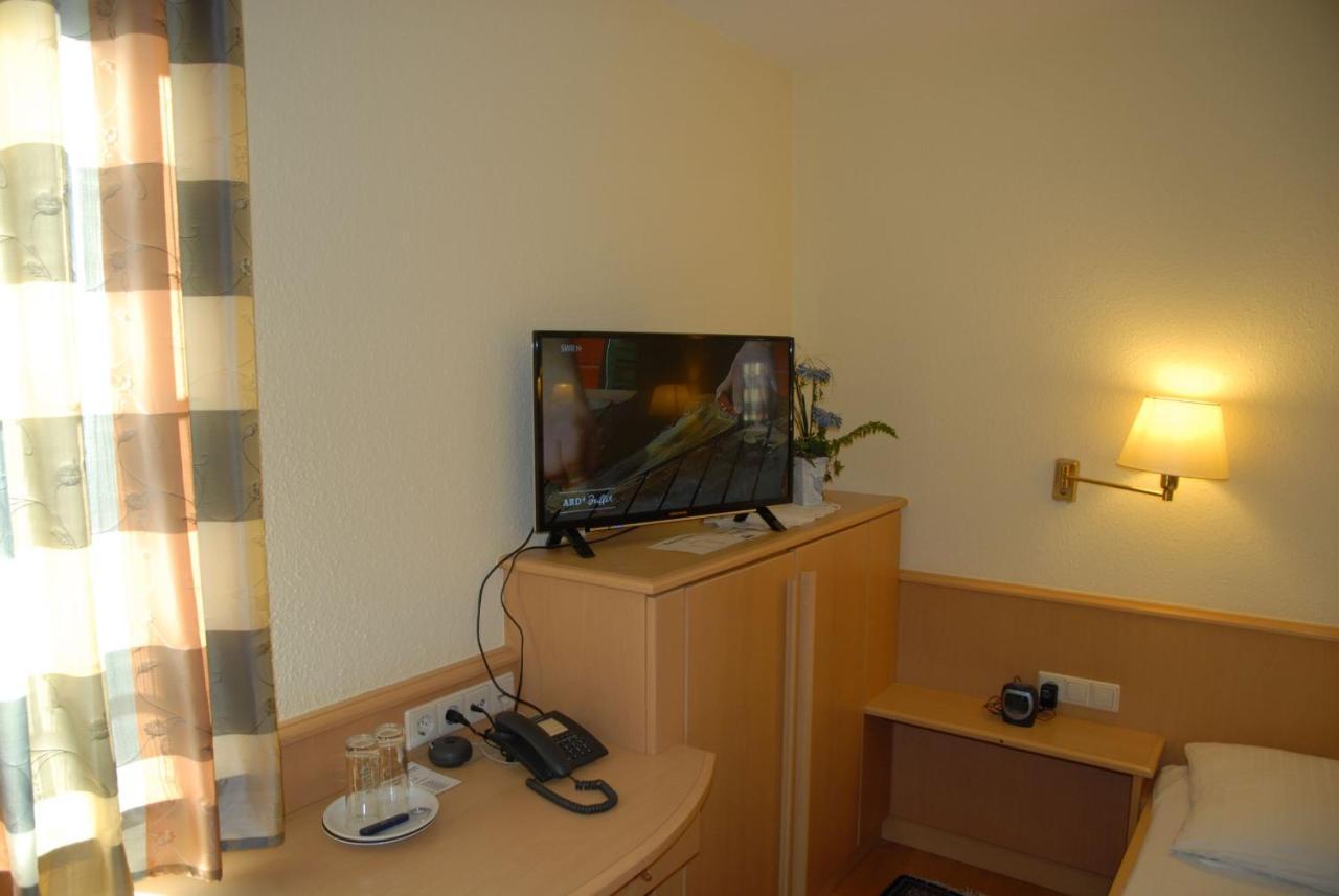 Hotel Garni Grottental Messstetten Exterior foto